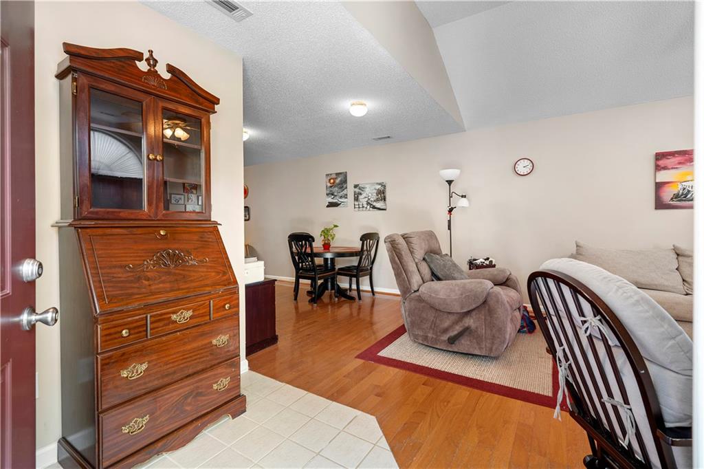 1841 Kolb Farm Circle SW
