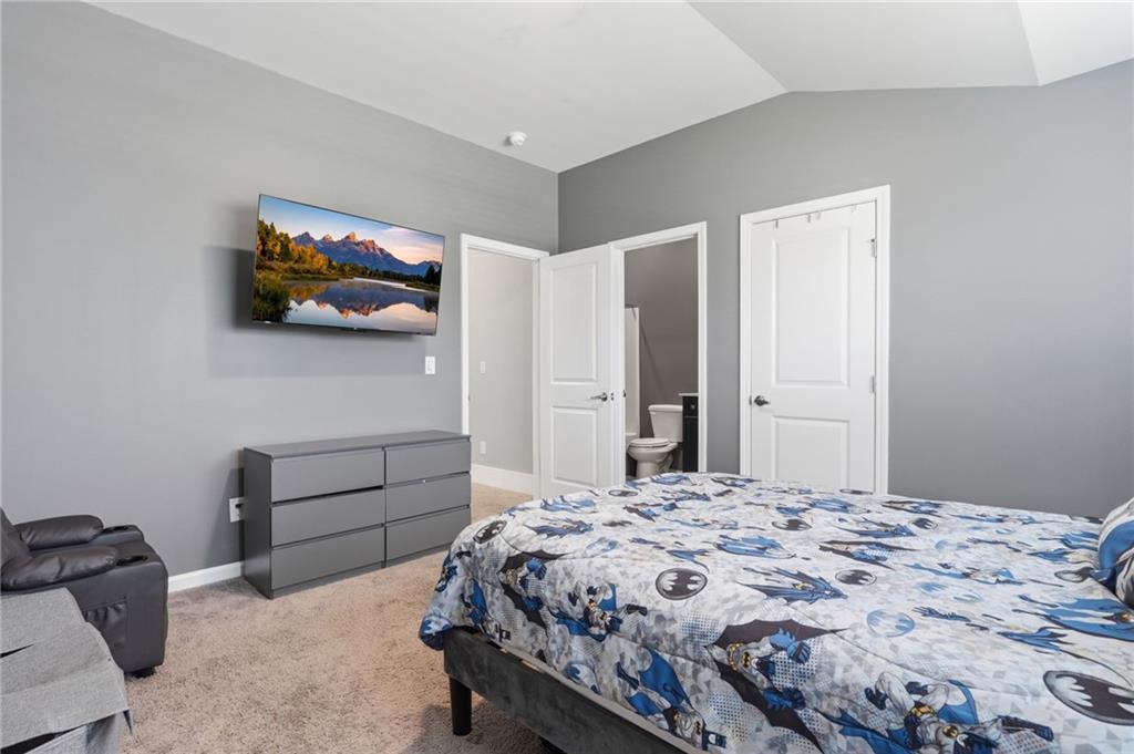 3925 Amberhill Circle