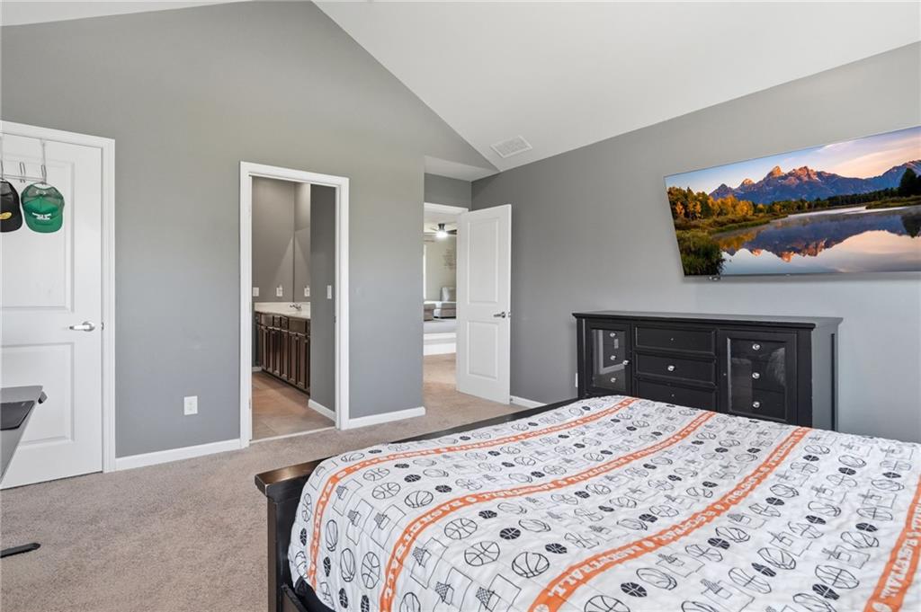 3925 Amberhill Circle