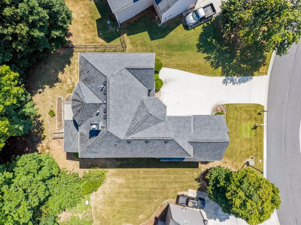 8915 Maple Run Trail
