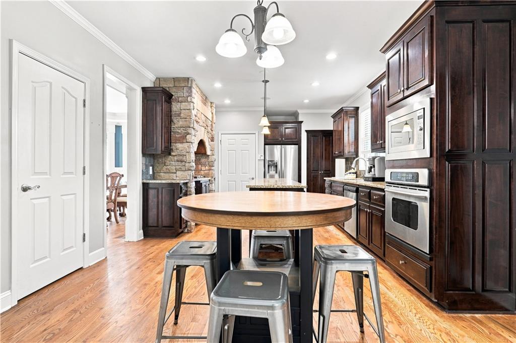 8915 Maple Run Trail