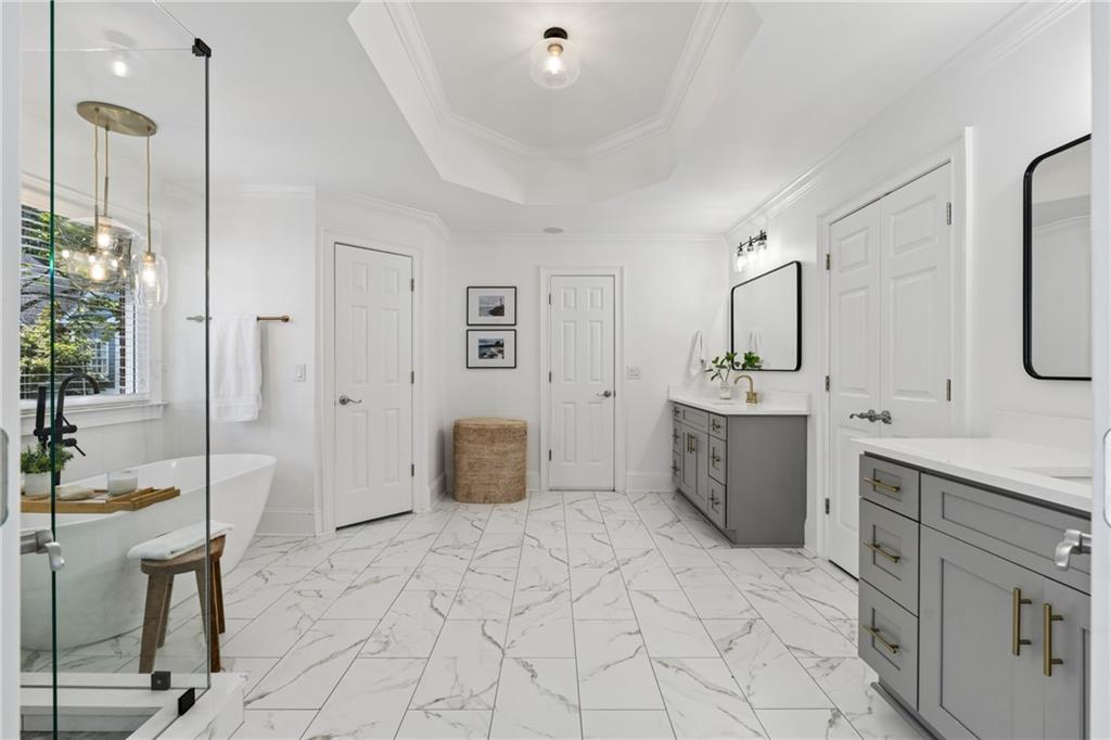 2553 Haberfield Court NE