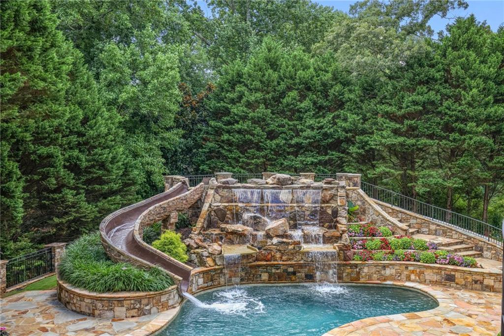 2915 Manor Bridge Drive