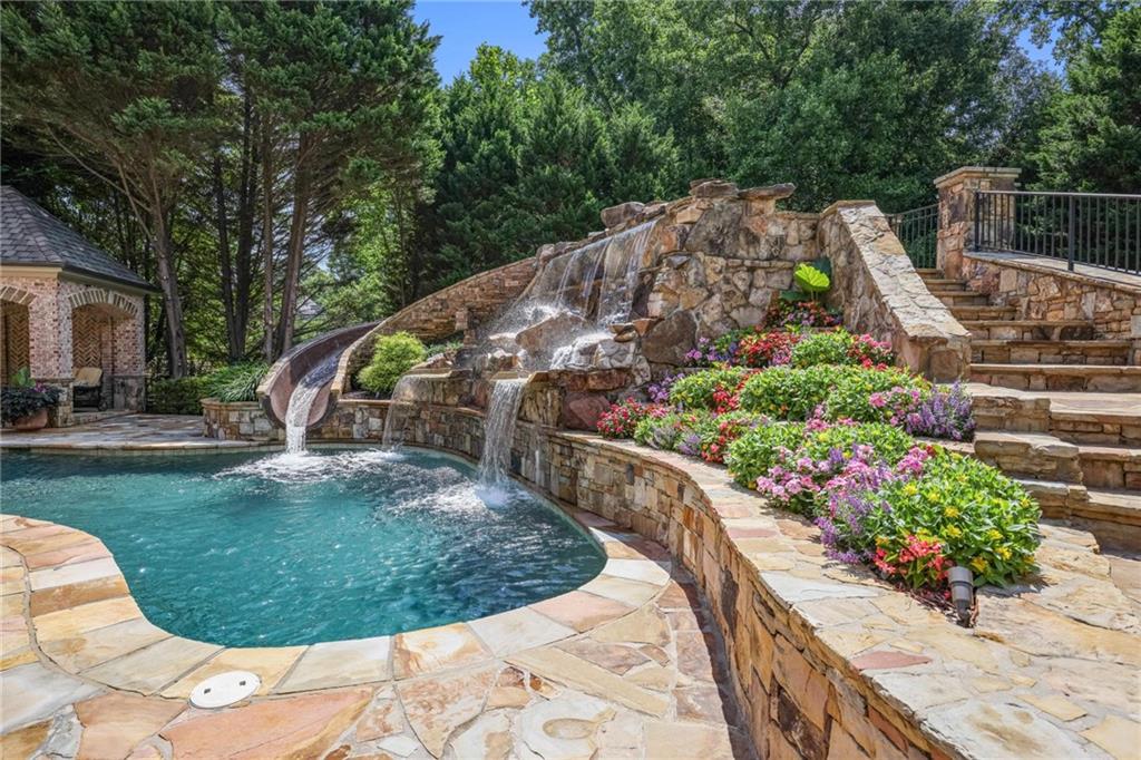 2915 Manor Bridge Drive