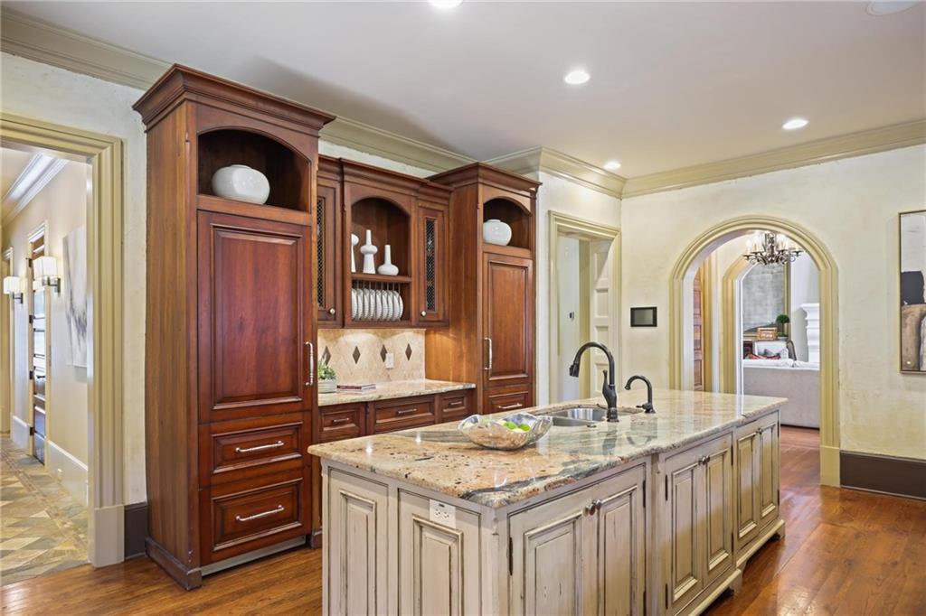 2915 Manor Bridge Drive