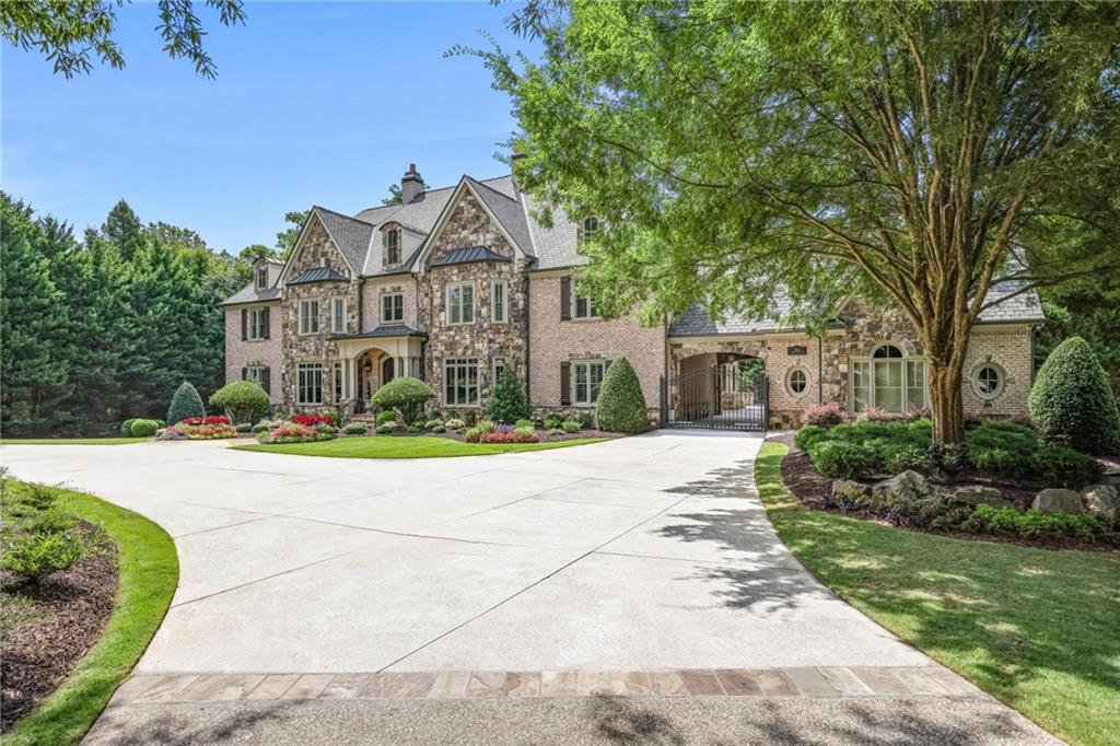 2915 Manor Bridge Drive