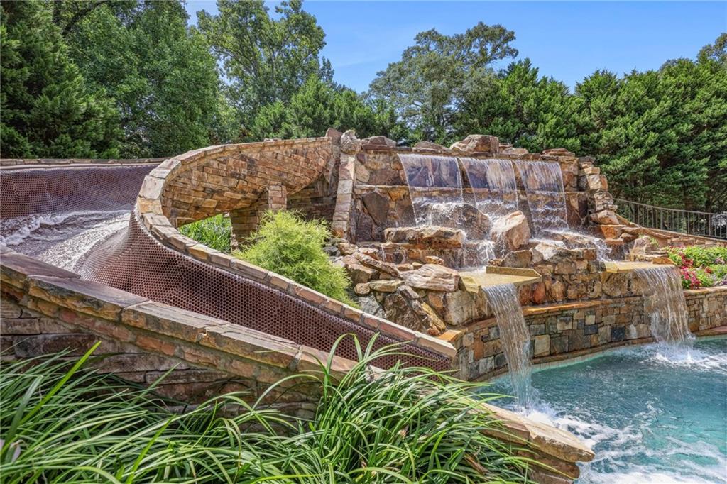 2915 Manor Bridge Drive