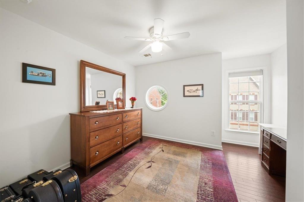 12 Rockland Place