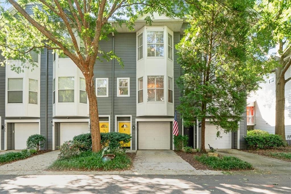 951 Glenwood Avenue SE Unit 2707