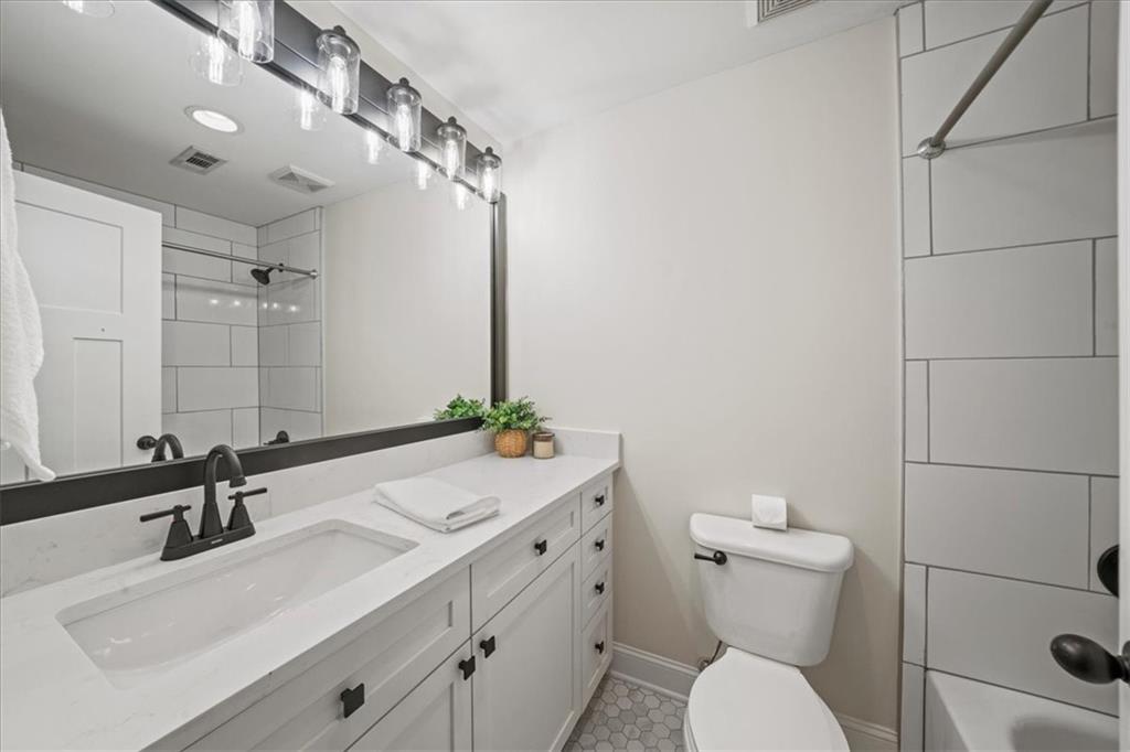 951 Glenwood Avenue SE Unit 2707