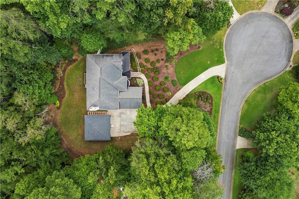 2925 Southfield Trail