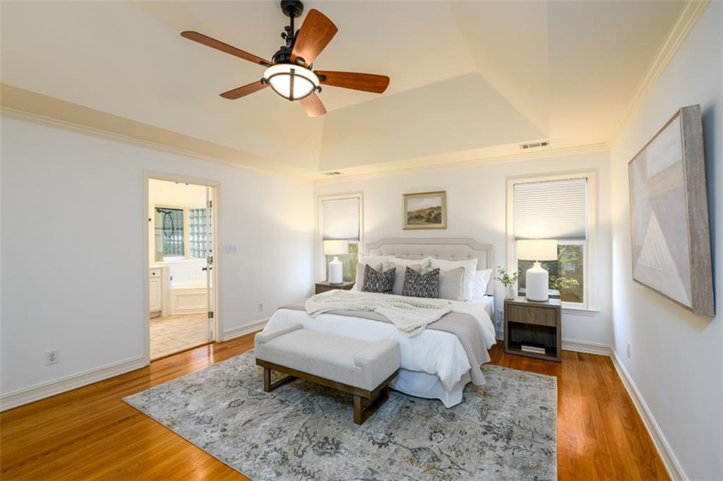 1560 Oak Park Cove