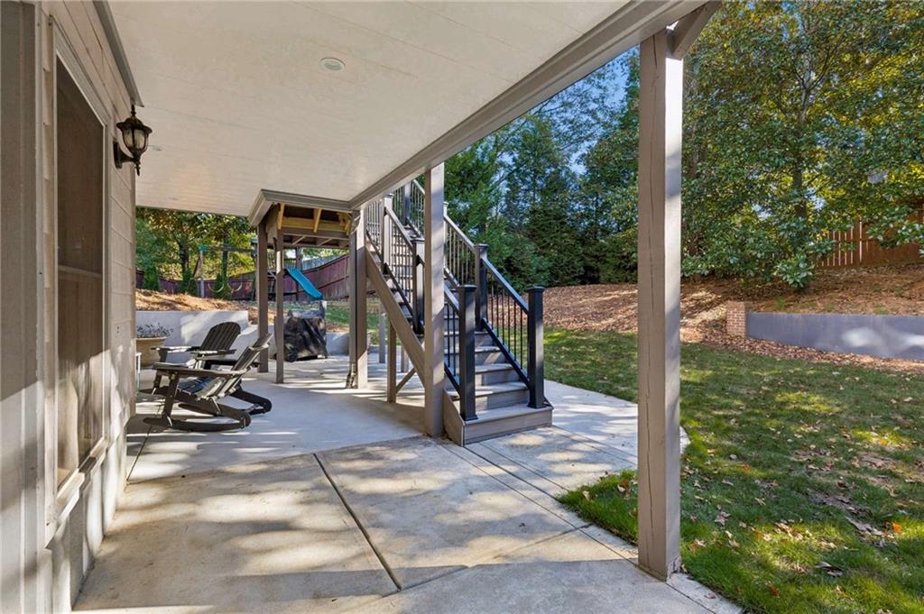2714 Rustling Pines Court