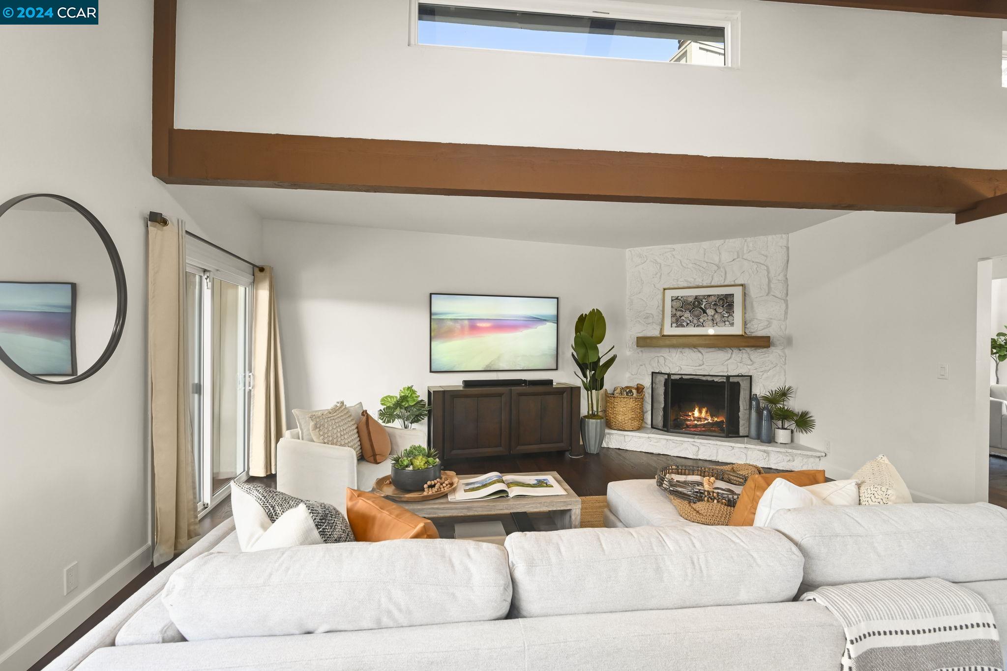 65 Cuesta Way