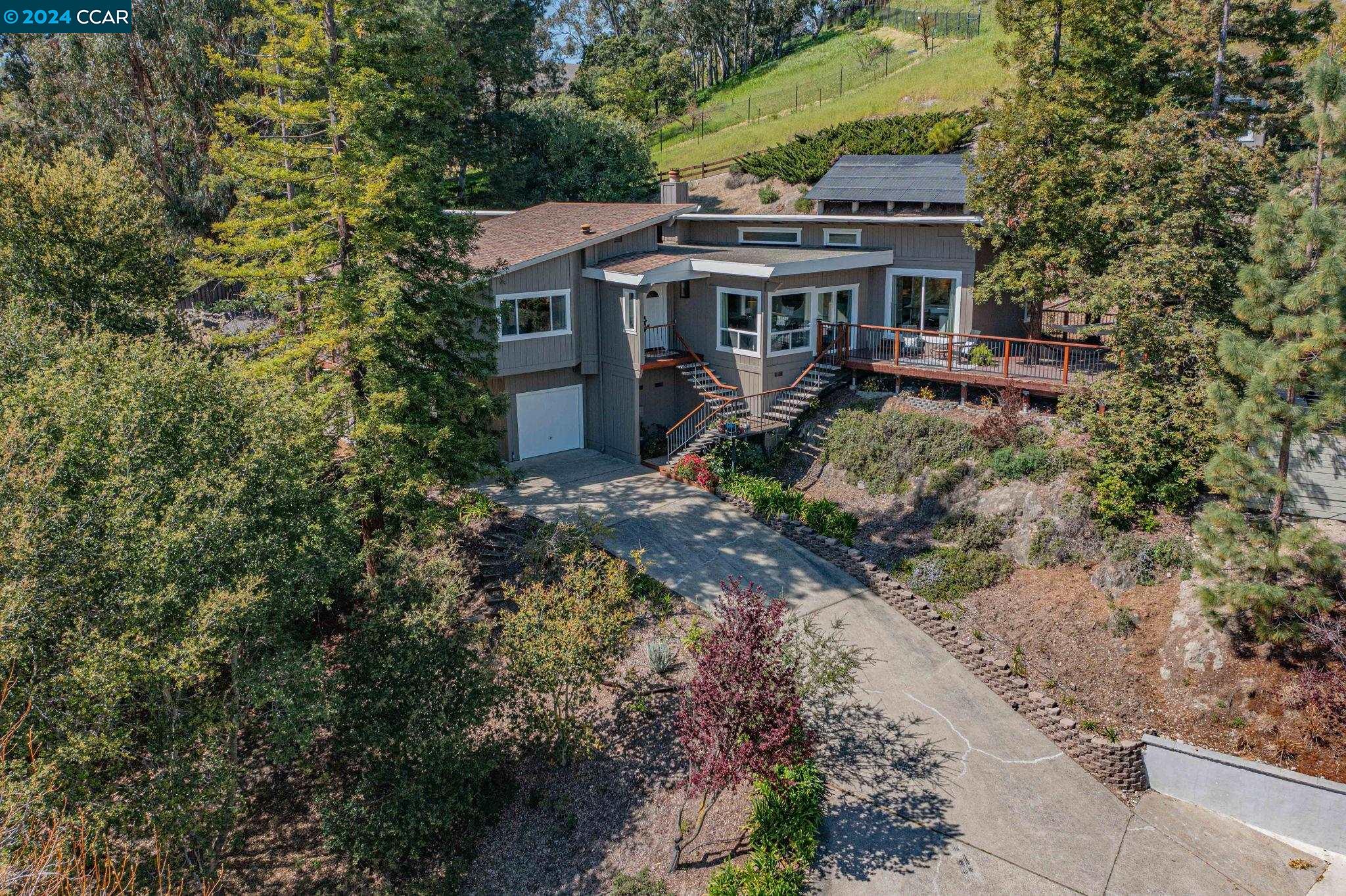 65 Cuesta Way