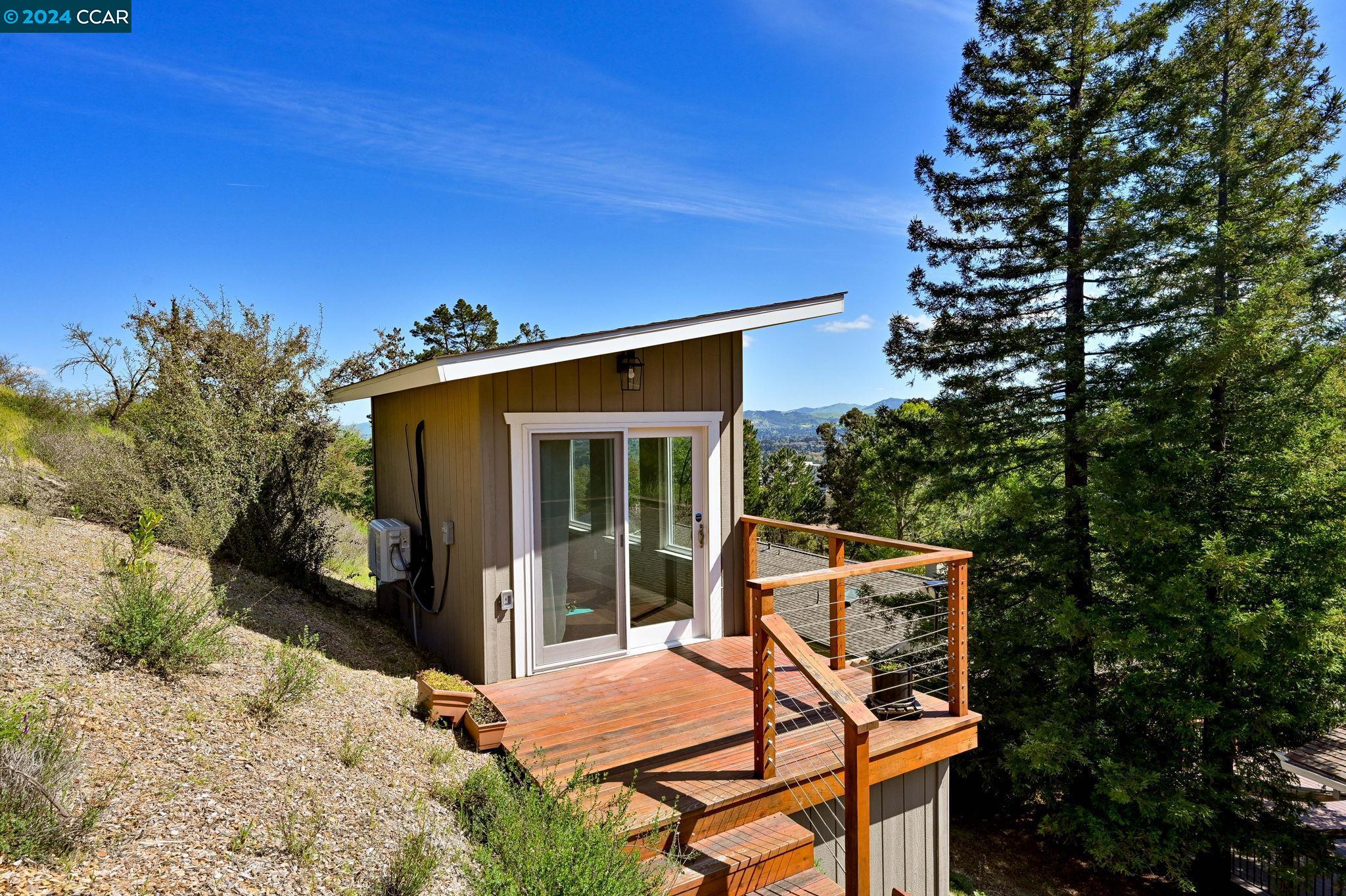 65 Cuesta Way
