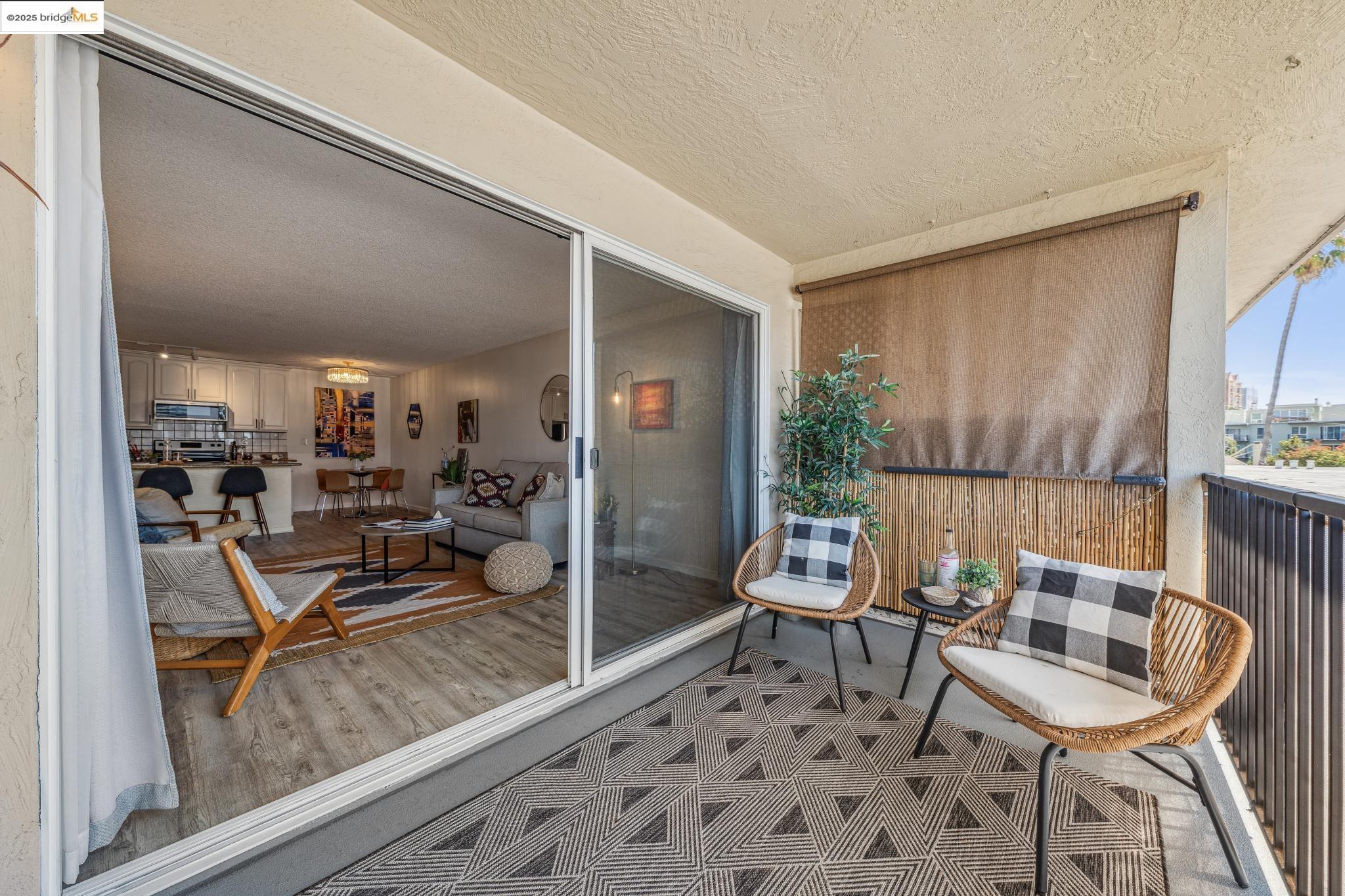 85 Vernon St # 305