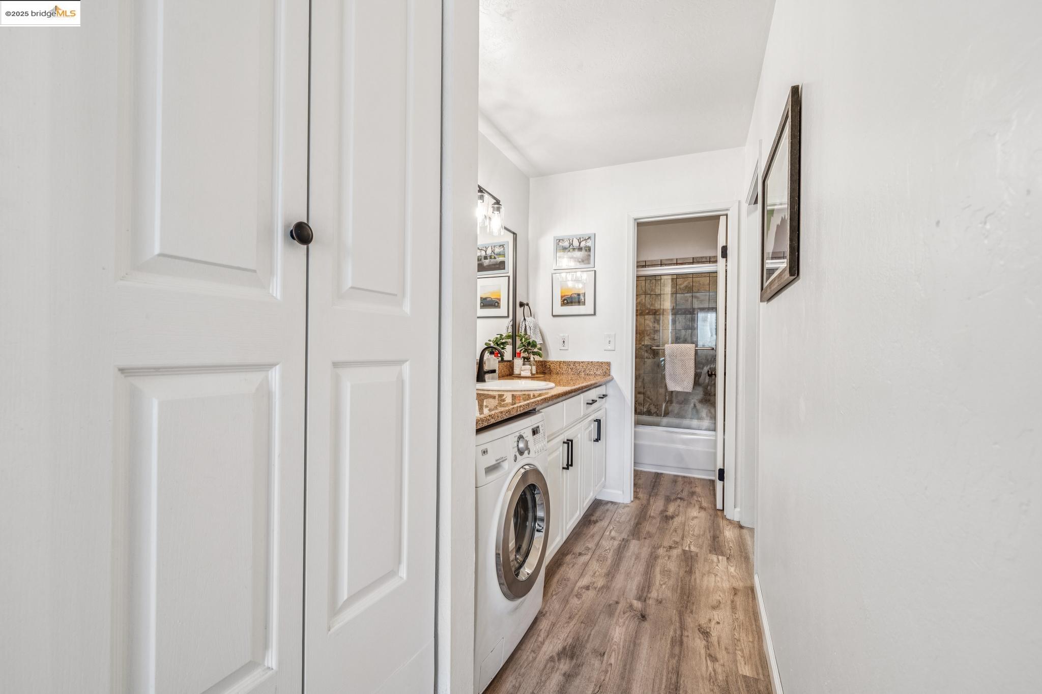 85 Vernon St # 305