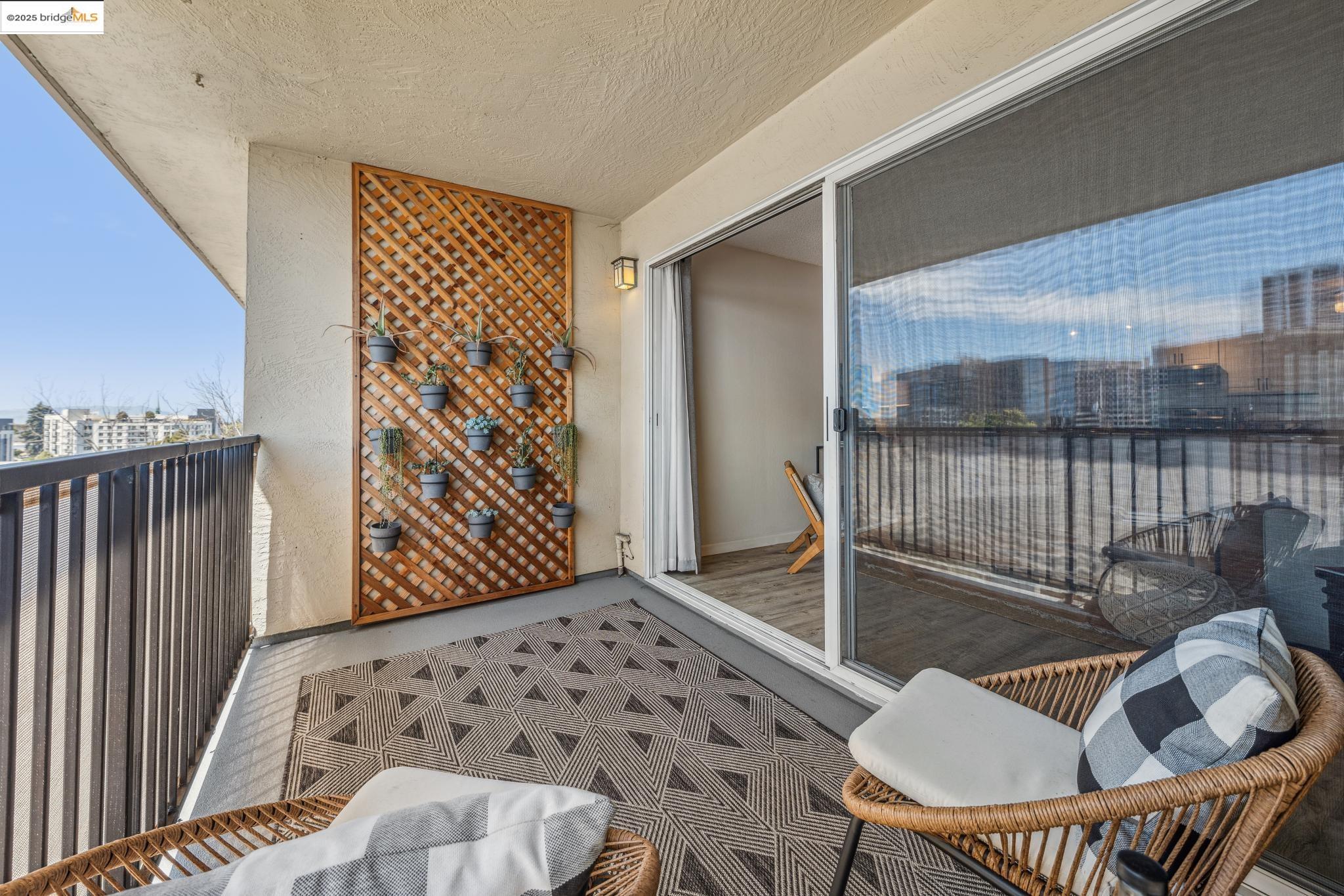 85 Vernon St # 305