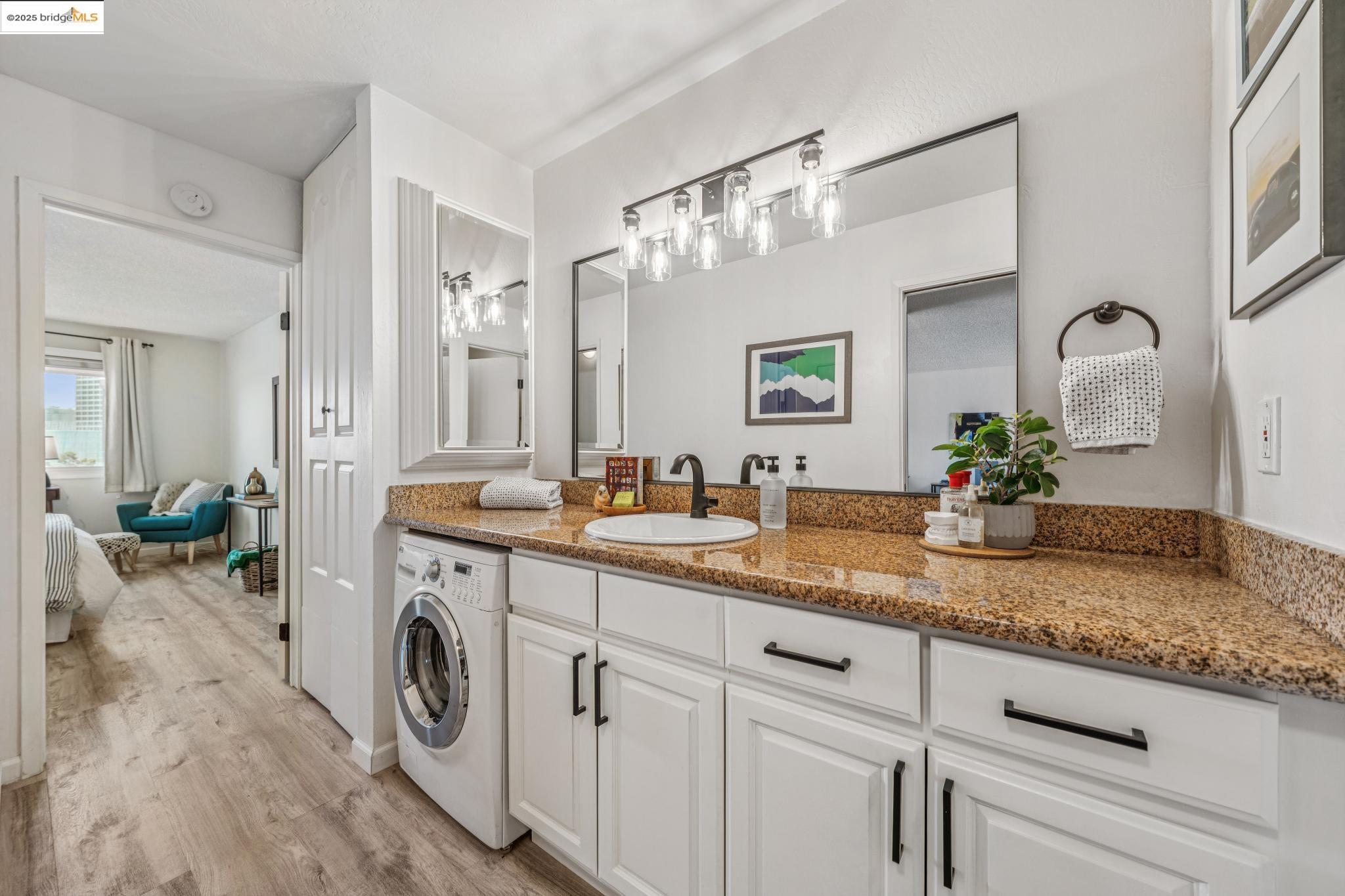 85 Vernon St # 305
