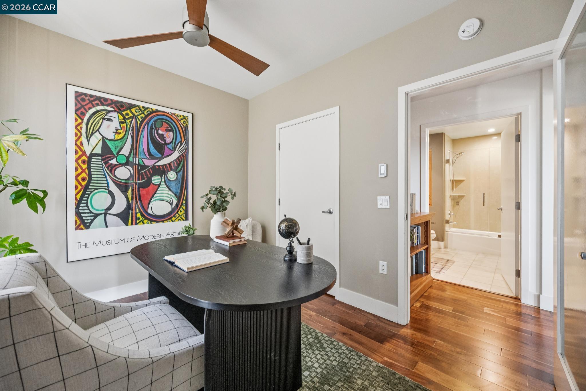 438 W Grand Ave # 405