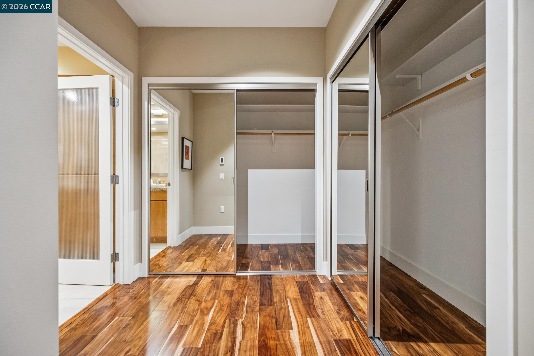 438 W Grand Ave # 405
