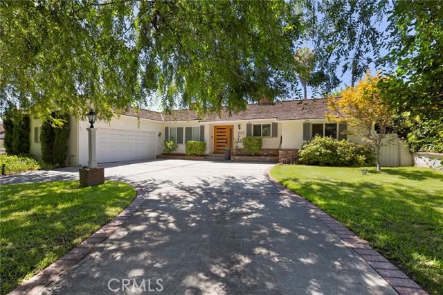 1637 Elevado Avenue