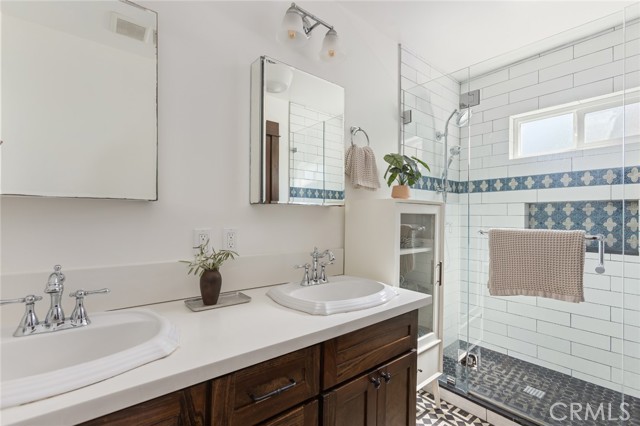 3138 Glenmanor Place