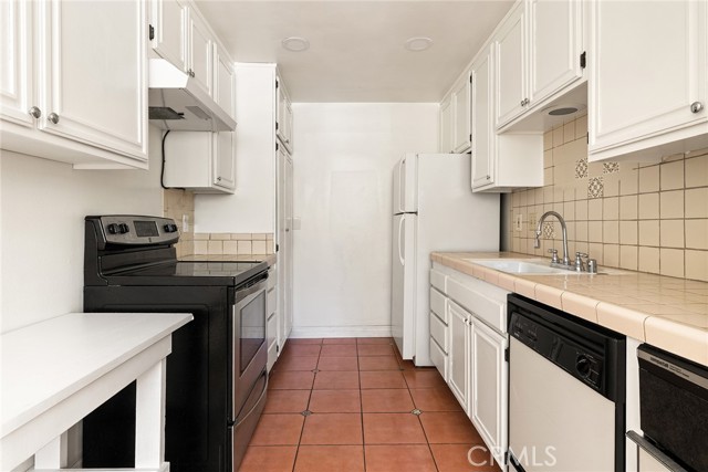 497 E California Boulevard # 119