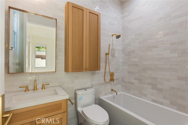 9125 Duarte Road Unit: 1/2