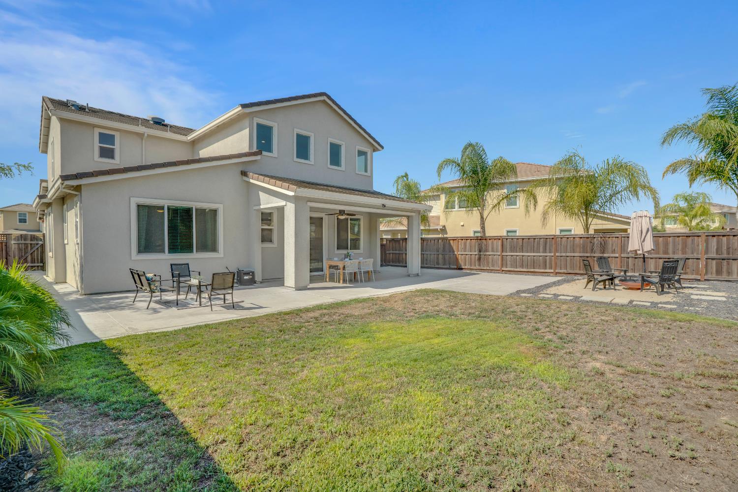 1563 Arrowbrook Court