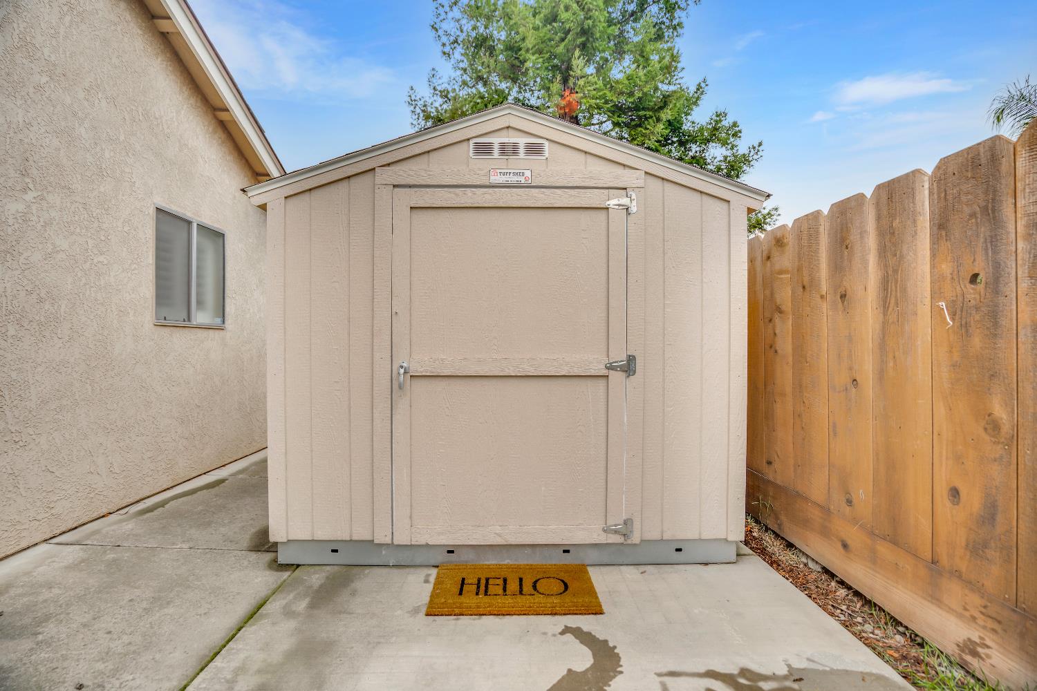 580 Shawn Vines Avenue