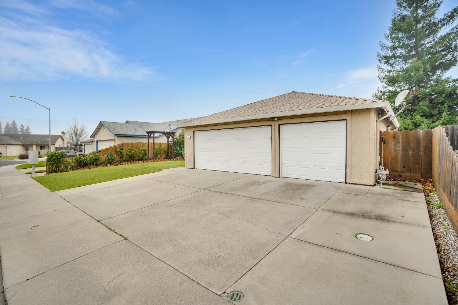 580 Shawn Vines Avenue