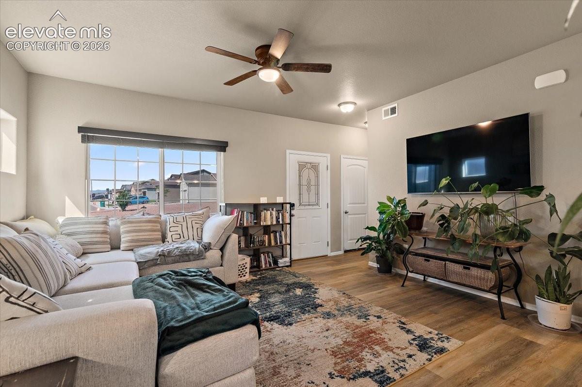 5328 Gannet Lane