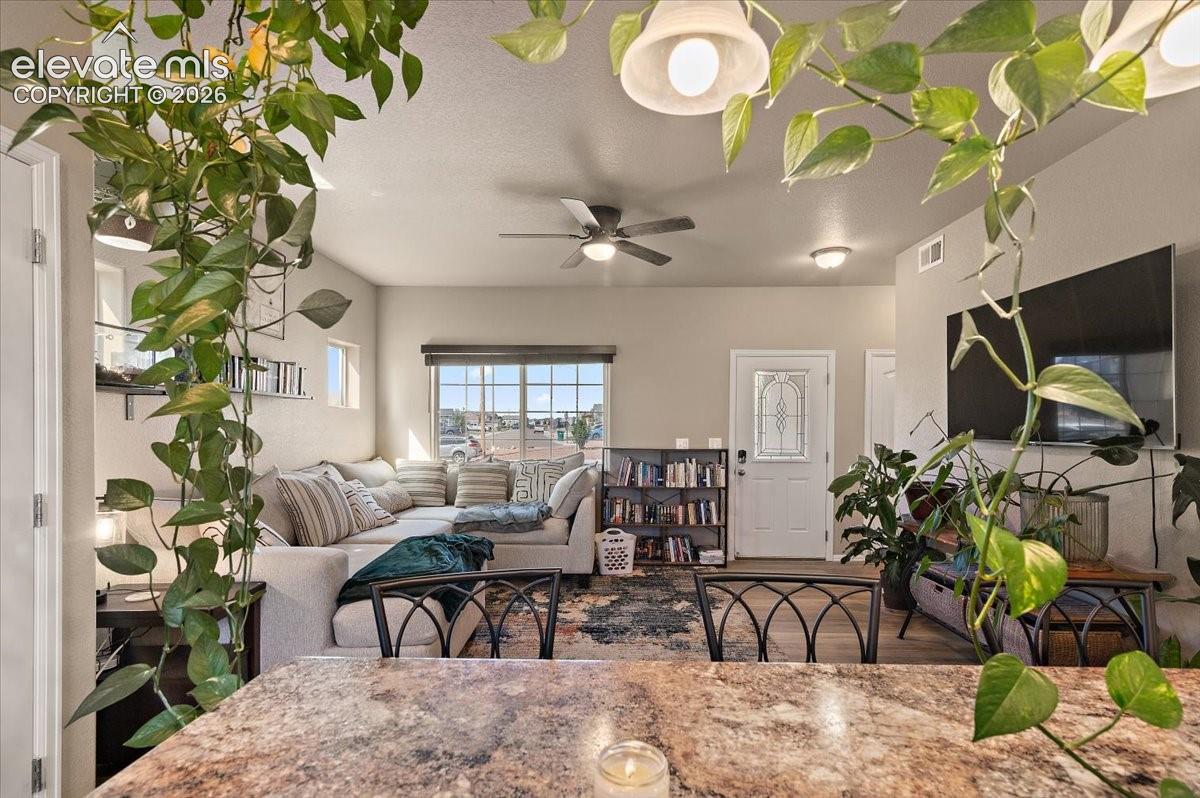 5328 Gannet Lane