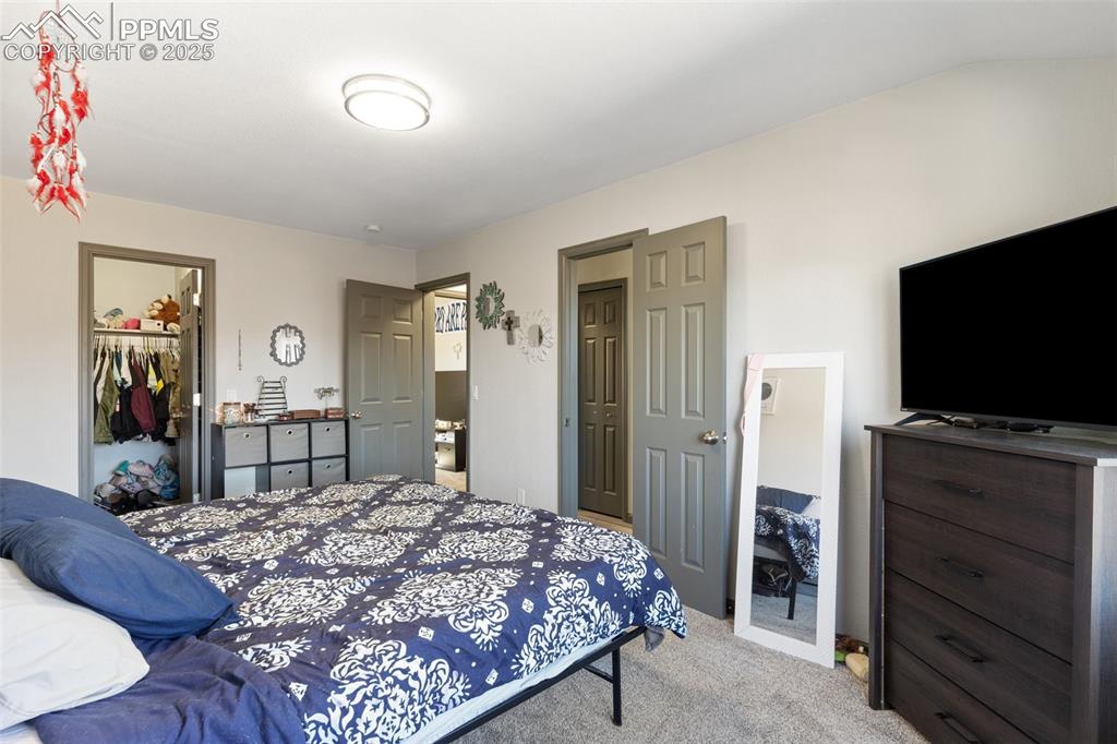 4957 Wineskin Circle
