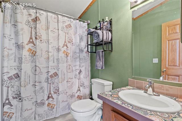 10635 Via Vaquaro Point