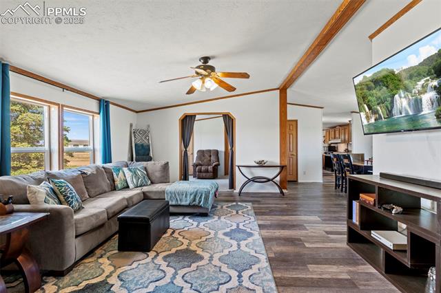 10635 Via Vaquaro Point