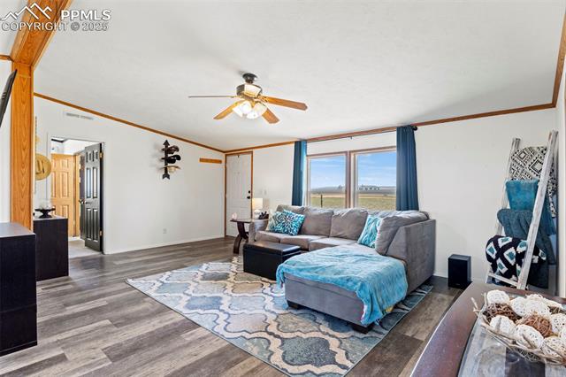 10635 Via Vaquaro Point