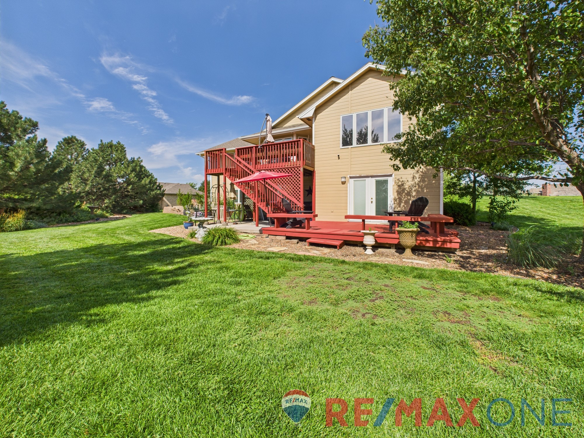 1702 Grandview Drive East