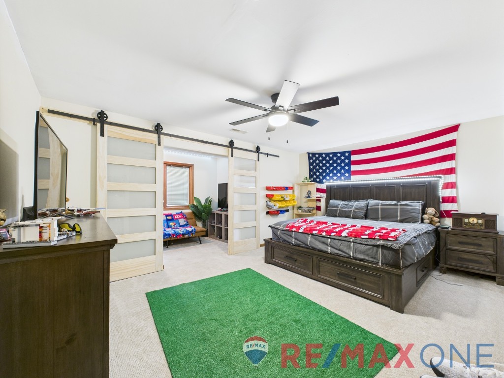 1702 Grandview Drive East