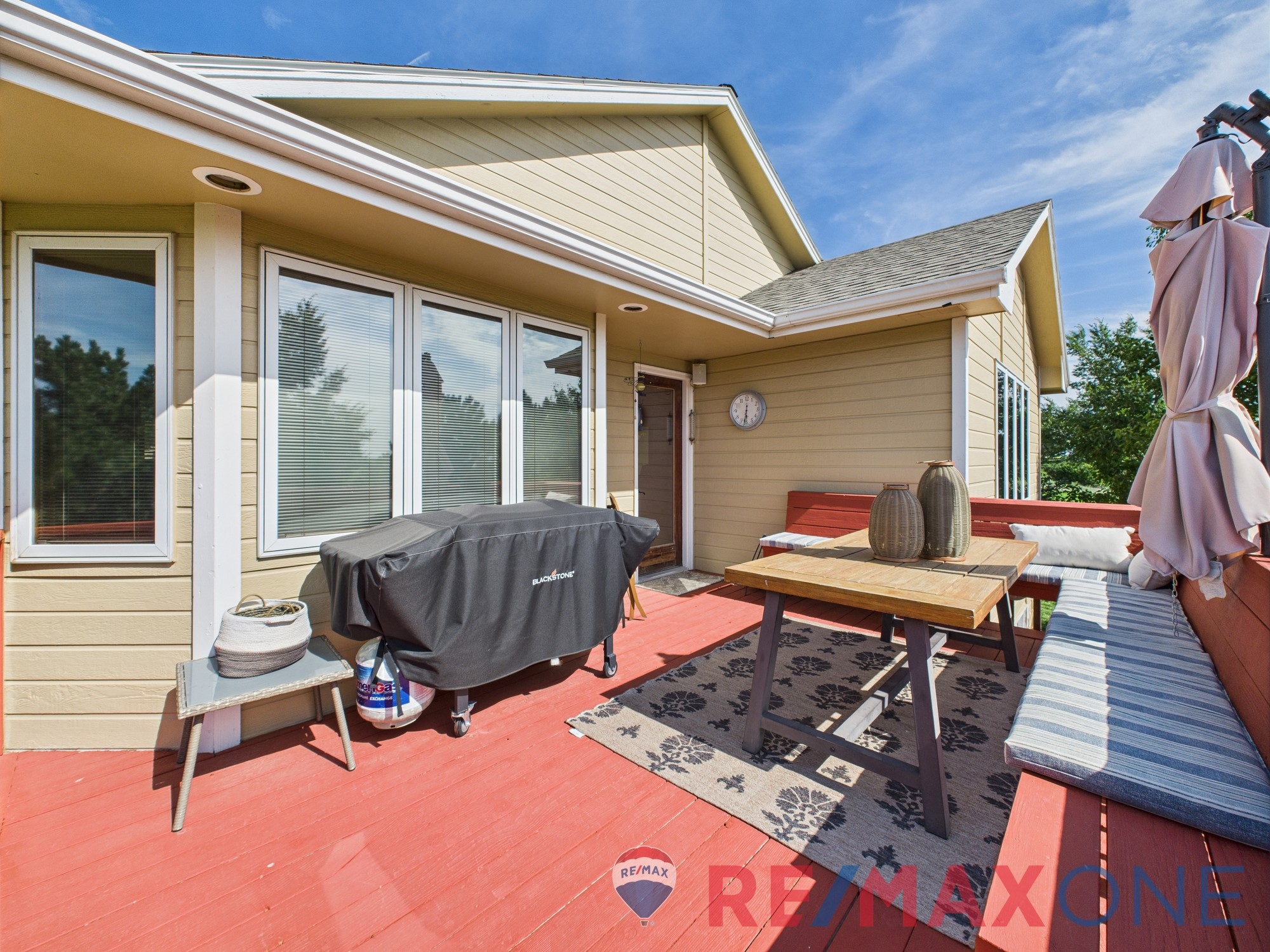 1702 Grandview Drive East