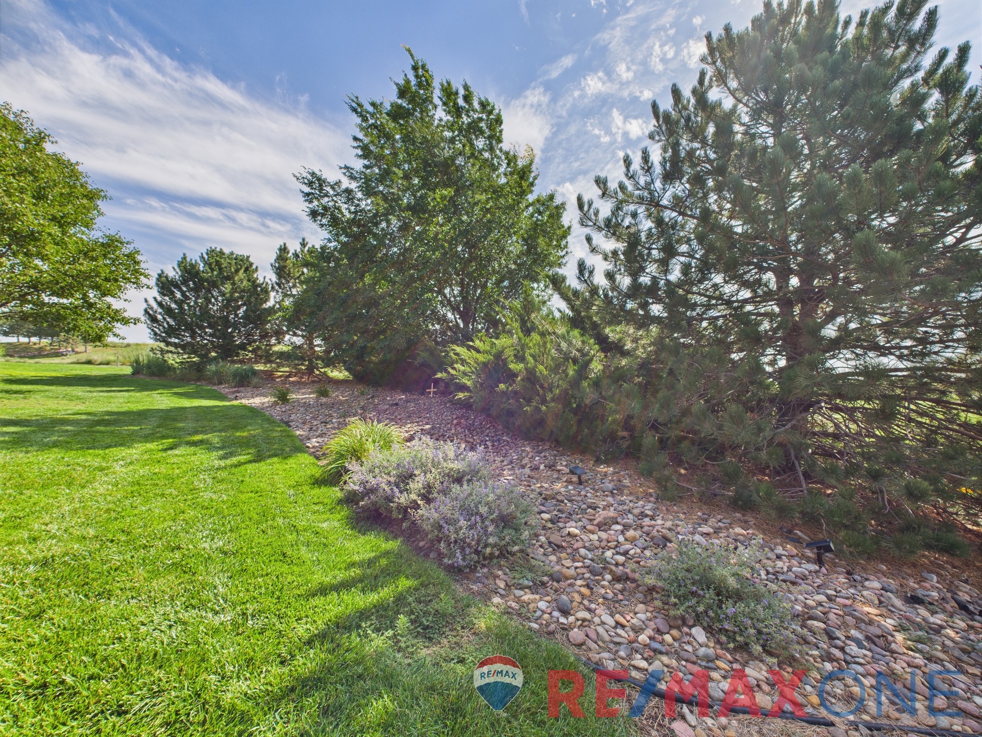 1702 Grandview Drive East