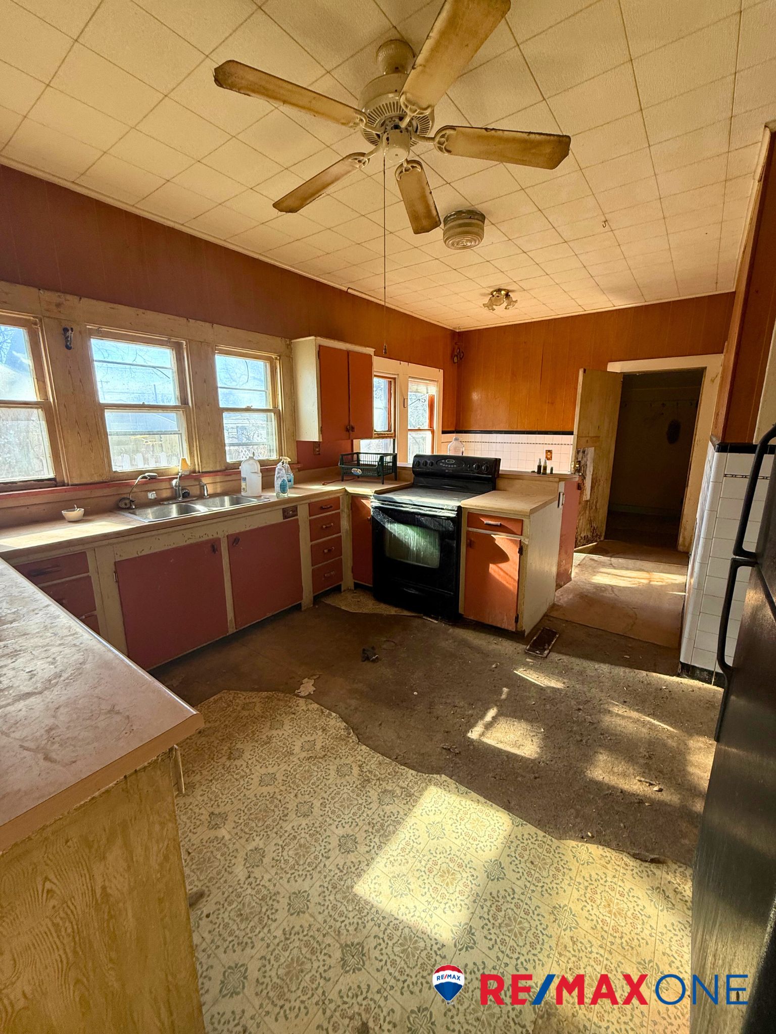 1605 North Main Street