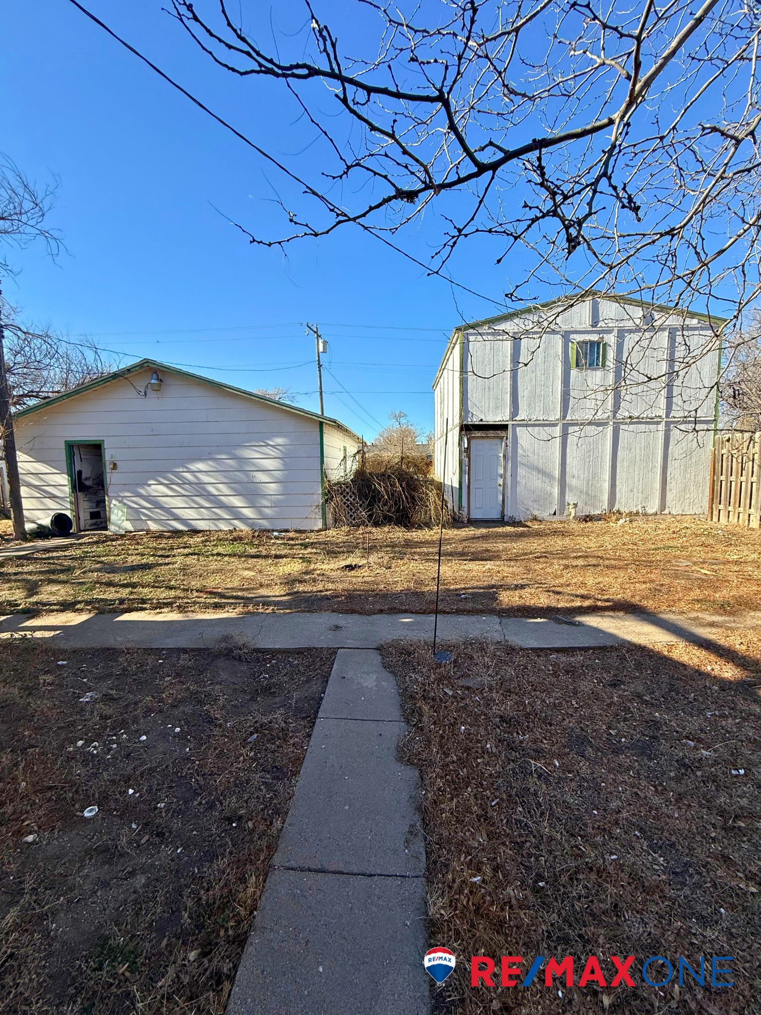 1605 North Main Street