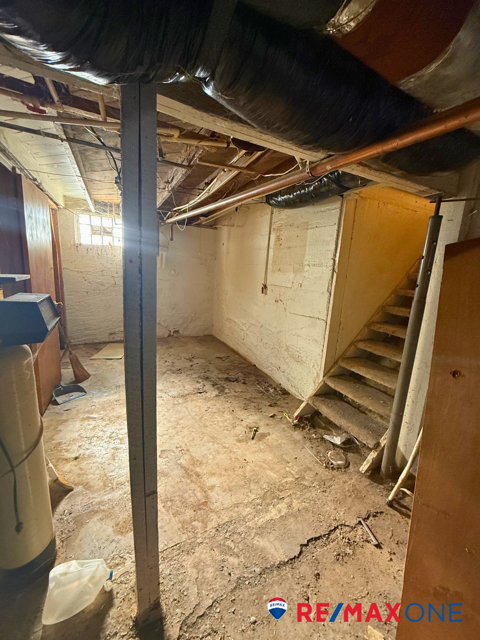 1605 North Main Street