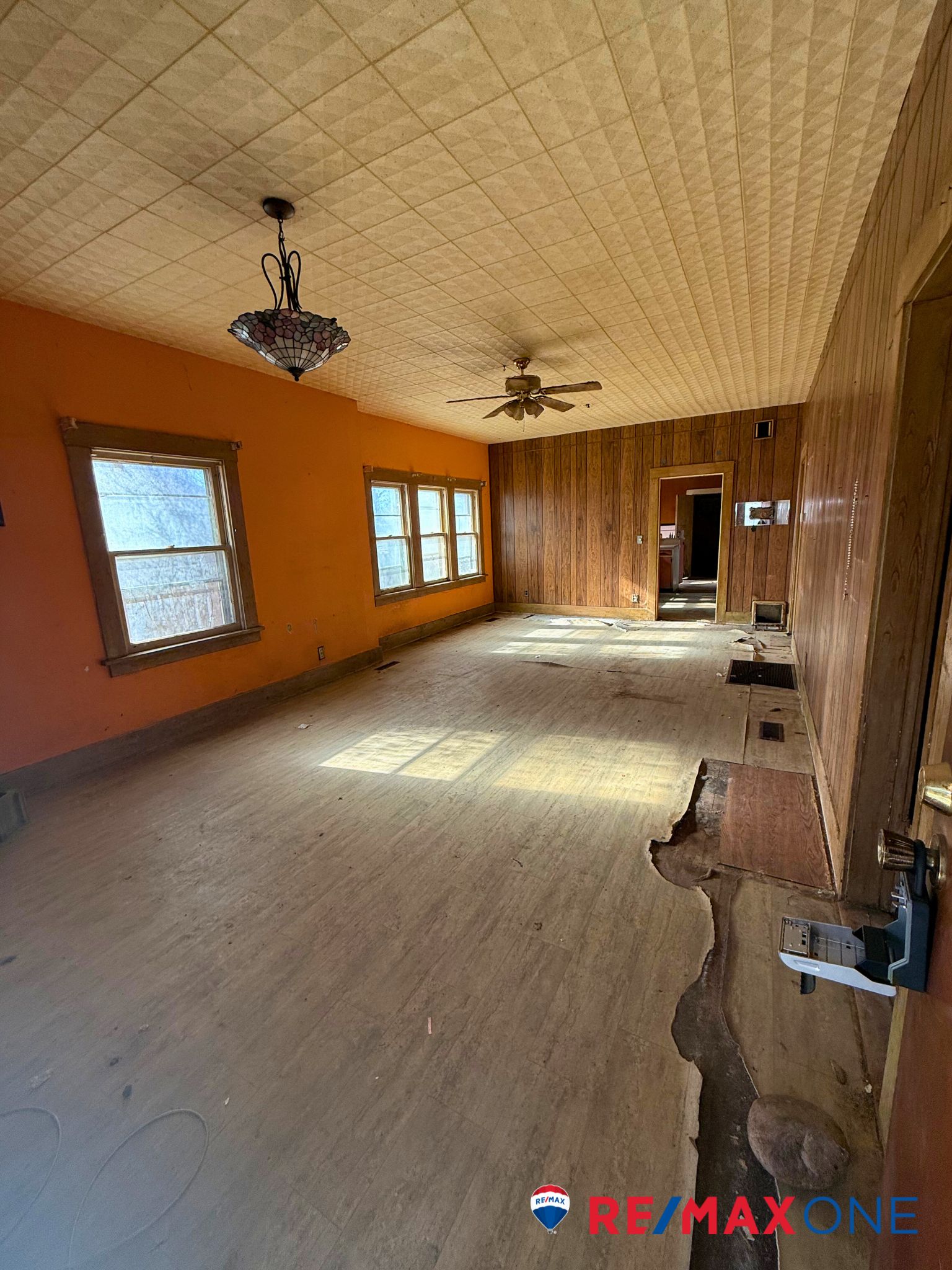 1605 North Main Street