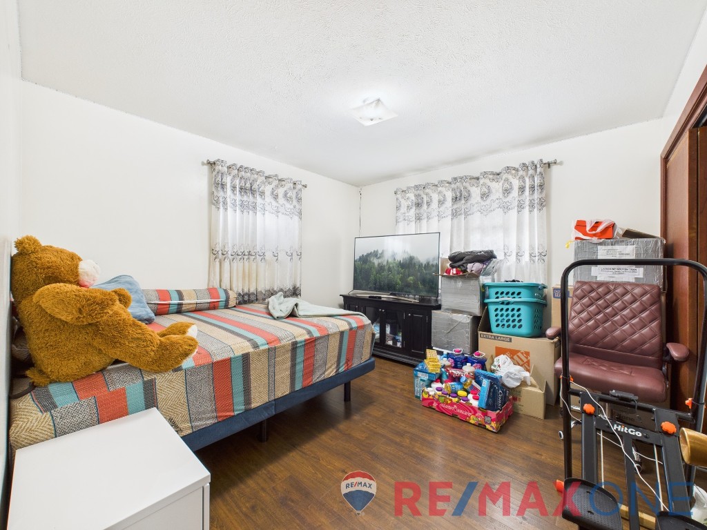 1107 East Hamline Street