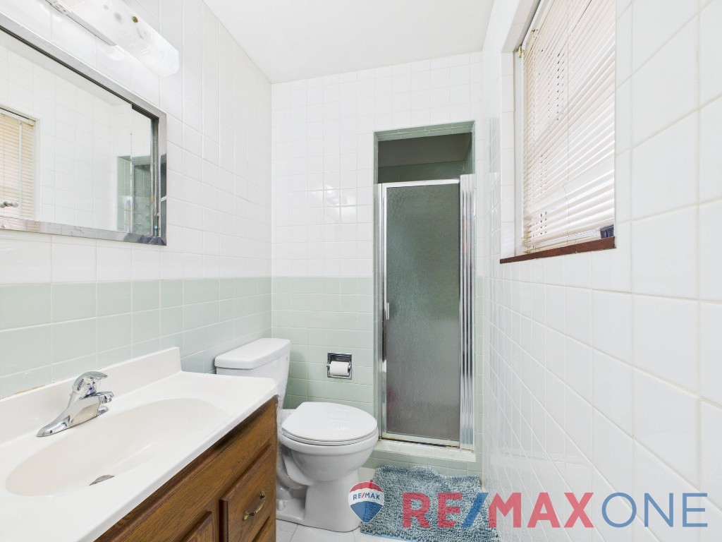 1107 East Hamline Street