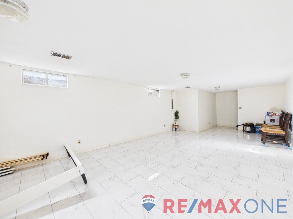 1107 East Hamline Street